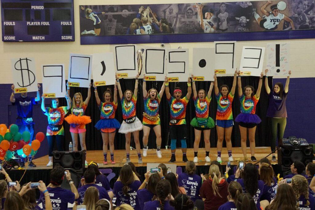 Texas Christian University Dance Marathon Raises Over $90,000 For The Kids! Thanks Love’s, for your Sponsorship.